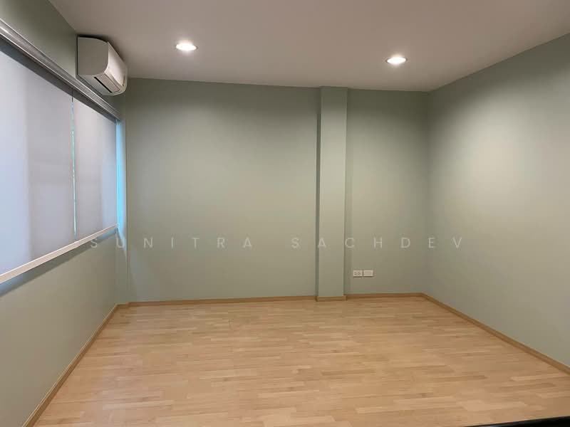 Noble Cube Pattanakarn, Bangkok, Phatthanakan Road, Suan Luang, Suan Luang, Bangkok, 3 Bedrooms, 200 sqm, Townhouse For Rent, by Sunitra Sachdev, 500278798 - DDproperty.com