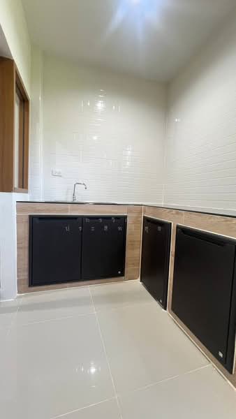 หมู่บ้านสวนทองวิลล่า4, Bangkok, เทพรักษ์, Khlong Tanon, Sai Mai, Bangkok, 2 Bedrooms, 115 sqm, Townhouse For Sale, by กรวิภา ประสิทธิ์สุข, 500278812 - DDproperty.com