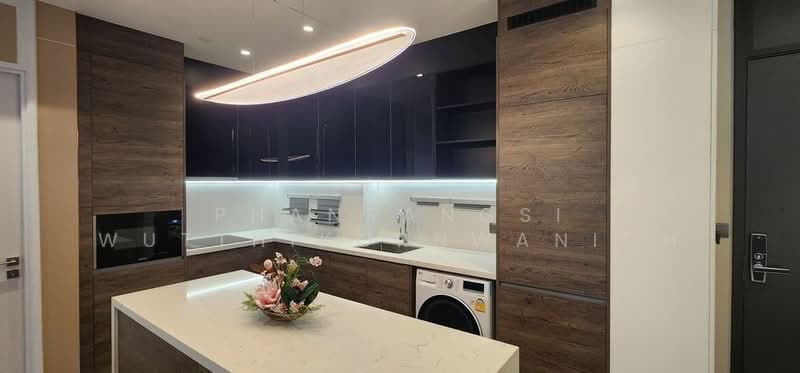 Muniq Langsuan, Bangkok, Soi Tonson, Lumphini, Pathum Wan, Bangkok, 2 Bedrooms, 97 sqm, Condo For Rent, by Phanrangsi Wutthikornwanich, 500278847 - DDproperty.com