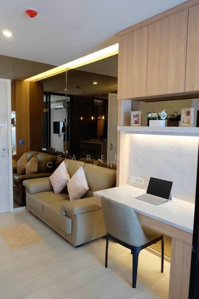 Life Asoke, Bangkok, Asoke-Dindang Road, Bang Kapi, Huai Khwang, Bangkok, 1 Bedroom, 36 sqm, Condo For Rent, by Sarena Choengsamor, 500279030 - DDproperty.com