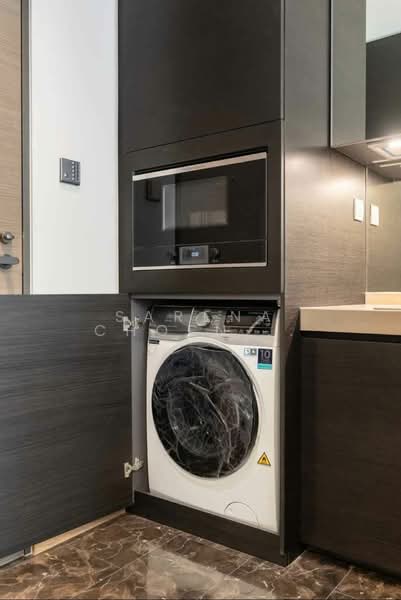 28 Chidlom, Bangkok, 28 Chit Lom Alley, Lumphini, Pathum Wan, Bangkok, 1 Bedroom, 38 sqm, Condo For Rent, by Sarena Choengsamor, 500279075 - DDproperty.com