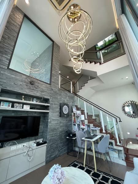 Baan Klang Muang Classe Ekkamai-Ramintra, Bangkok, Sukhonthasawat Road, Lat Phrao, Lat Phrao, Bangkok, 4 Bedrooms, 346 sqm, Single Detached House For Sale, by Jutarat Jitmun, 500279079 - DDproperty.com