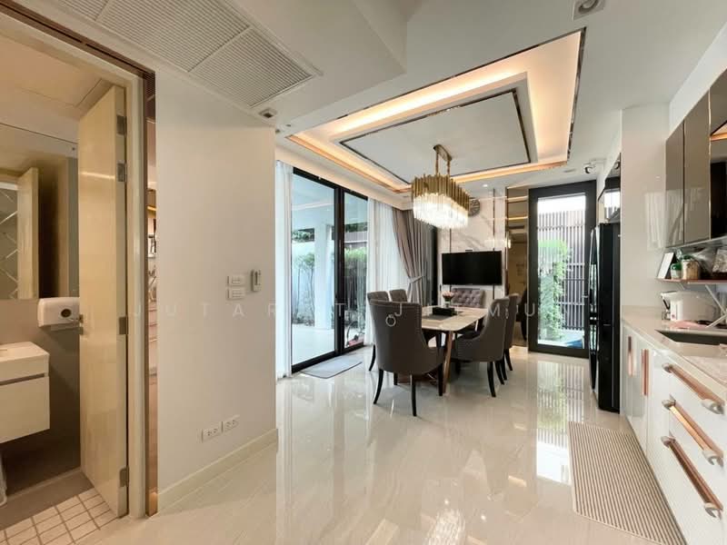 Baan Klang Muang Classe Ekkamai-Ramintra : บ้านกลางเมือง คลาสเซ่ เอกมัย-รามอินทรา, กรุงเทพ, ถนนสุคนธสวัสดิ์, ลาดพร้าว, ลาดพร้าว, กรุงเทพ, 346 ตร.ม., บ้านเดี่ยว ขาย, โดย Jutarat Jitmun, 500279079 - DDproperty.com