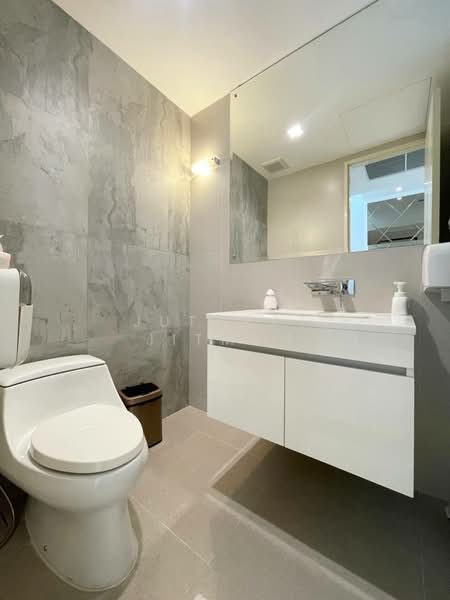 Baan Klang Muang Classe Ekkamai-Ramintra, Bangkok, Sukhonthasawat Road, Lat Phrao, Lat Phrao, Bangkok, 4 Bedrooms, 346 sqm, Single Detached House For Sale, by Jutarat Jitmun, 500279079 - DDproperty.com
