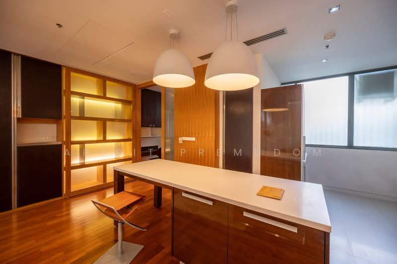 Domus 18 : โดมัส 18, กรุงเทพ, ซอย สุขุมวิท 18, คลองเตย, คลองเตย, กรุงเทพ, 170 ตร.ม., คอนโด ให้เช่า, โดย Apisit Premudom, 500279143 - DDproperty.com
