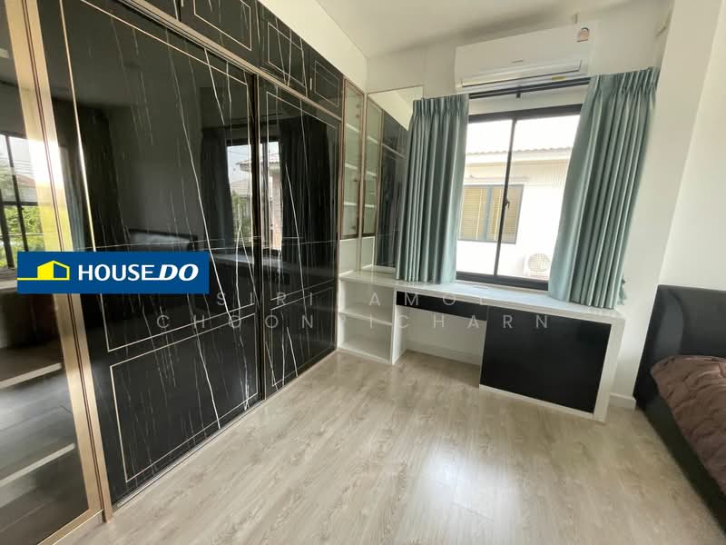 The Rux Ramintra-Hathairat, Bangkok, 94-1 Soi Thai Raman, Sam Wa Tawan Tok, Khlong Sam Wa, Bangkok, 3 Bedrooms, 215 sqm, Single Detached House For Sale, by Sirikamol Choonpicharn, 500279146 - DDproperty.com