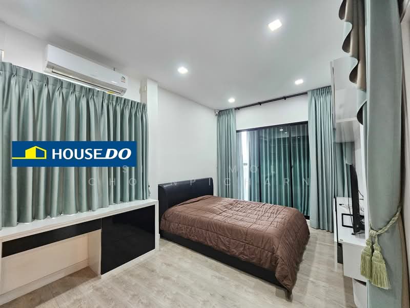 The Rux Ramintra-Hathairat, Bangkok, 94-1 Soi Thai Raman, Sam Wa Tawan Tok, Khlong Sam Wa, Bangkok, 3 Bedrooms, 215 sqm, Single Detached House For Sale, by Sirikamol Choonpicharn, 500279146 - DDproperty.com