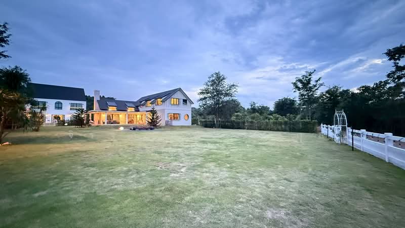 Cynthia Pool Villa Khaoyai, Nakhon Ratchasima, Mu Si, Pak Chong, Nakhon Ratchasima, 4 Bedrooms, 450 sqm, Single Detached House For Sale, by Jirathar Woraprangkul, 500279193 - DDproperty.com