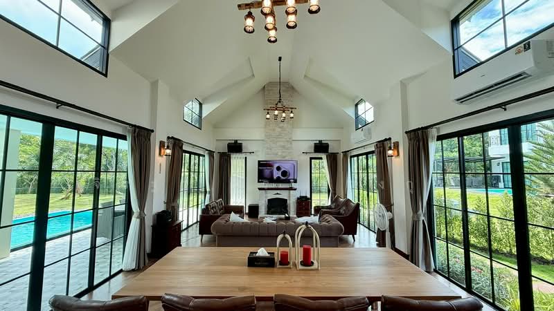 Cynthia Pool Villa Khaoyai, Nakhon Ratchasima, Mu Si, Pak Chong, Nakhon Ratchasima, 4 Bedrooms, 450 sqm, Single Detached House For Sale, by Jirathar Woraprangkul, 500279193 - DDproperty.com