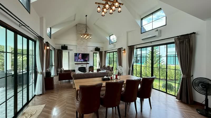 Cynthia Pool Villa Khaoyai, Nakhon Ratchasima, Mu Si, Pak Chong, Nakhon Ratchasima, 4 Bedrooms, 450 sqm, Single Detached House For Sale, by Jirathar Woraprangkul, 500279193 - DDproperty.com