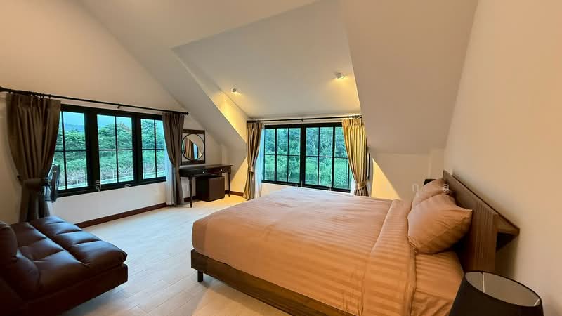 Cynthia Pool Villa Khaoyai, Nakhon Ratchasima, Mu Si, Pak Chong, Nakhon Ratchasima, 4 Bedrooms, 450 sqm, Single Detached House For Sale, by Jirathar Woraprangkul, 500279193 - DDproperty.com