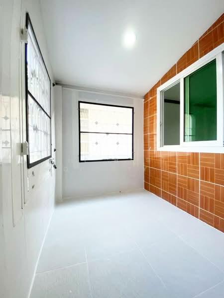 Baan Pruksa 13 Rangsit-Klong 3 : บ้านพฤกษา 13 รังสิต คลอง 3, ปทุมธานี, หมู่บ้านพฤกษา 13, คลองสาม, คลองหลวง, ปทุมธานี, 100 ตร.ม., ทาวน์เฮ้าส์ ขาย, โดย The Best Property ขวัญ, 500279195 - DDproperty.com