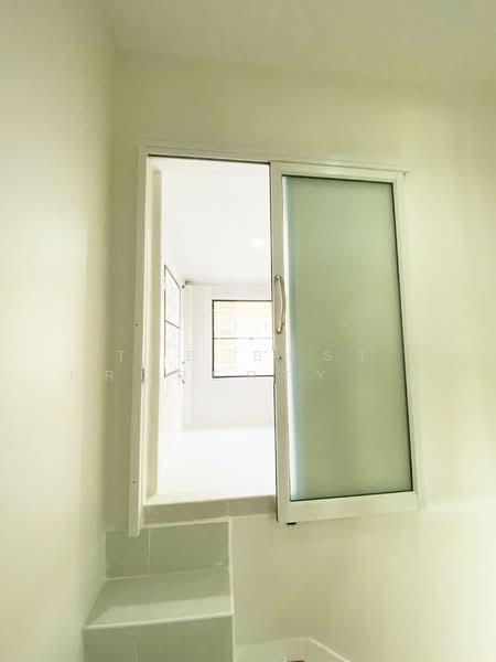 Baan Pruksa 13 Rangsit-Klong 3 : บ้านพฤกษา 13 รังสิต คลอง 3, ปทุมธานี, หมู่บ้านพฤกษา 13, คลองสาม, คลองหลวง, ปทุมธานี, 100 ตร.ม., ทาวน์เฮ้าส์ ขาย, โดย The Best Property ขวัญ, 500279195 - DDproperty.com