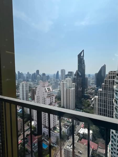Noble State 39, Bangkok, 35 Soi Sukhumvit 39, Khlong Tan Nua, Watthana, Bangkok, 1 Bedroom, 44 sqm, Condo For Rent, by Sarena Choengsamor, 500279201 - DDproperty.com