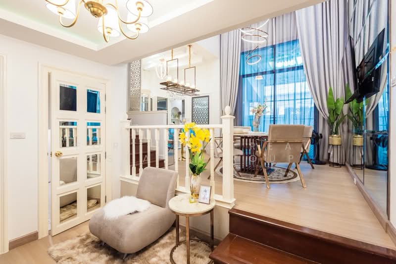 Luxury Townhome for Rent, Bangkok, Lat Phrao, Lat Phrao, Bangkok, 4 Bedrooms, 240 sqm, Townhouse For Rent, by Forty-Six Real Estate Group, 500279223 - DDproperty.com