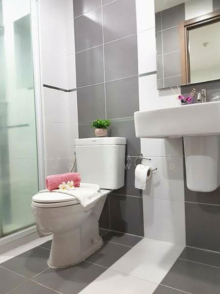 The Base Sukhumvit 77, Bangkok, 289 Sukhumvit 77 Road, Phra Kanong Nua, Watthana, Bangkok, 1 Bedroom, 30 sqm, Condo For Rent, by Praewpakar Soontawong, 500279280 - DDproperty.com