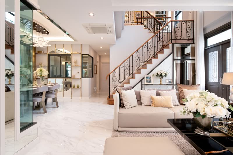 The Grand Vibhavadi 60, Bangkok, Soi Vibhavadi 60, Talat Bang Khen, Lak Si, Bangkok, 4 Bedrooms, 322 sqm, Single Detached House For Sale, by ยลศิริ ศรีสกุล, 500279301 - Living room The Grand วิภาวดี60  - DDproperty.com