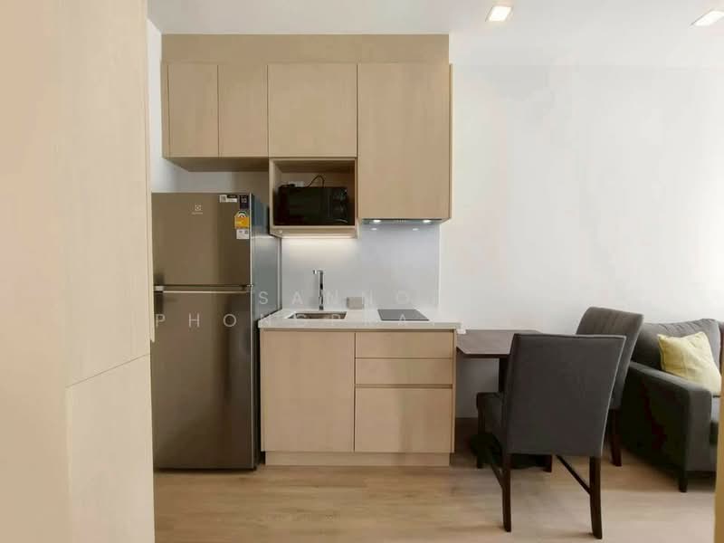 Noble State 39, Bangkok, 35 Soi Sukhumvit 39, Khlong Tan Nua, Watthana, Bangkok, 1 Bedroom, 30 sqm, Condo For Rent, by Sannop Phongpraphan, 500279317 - DDproperty.com