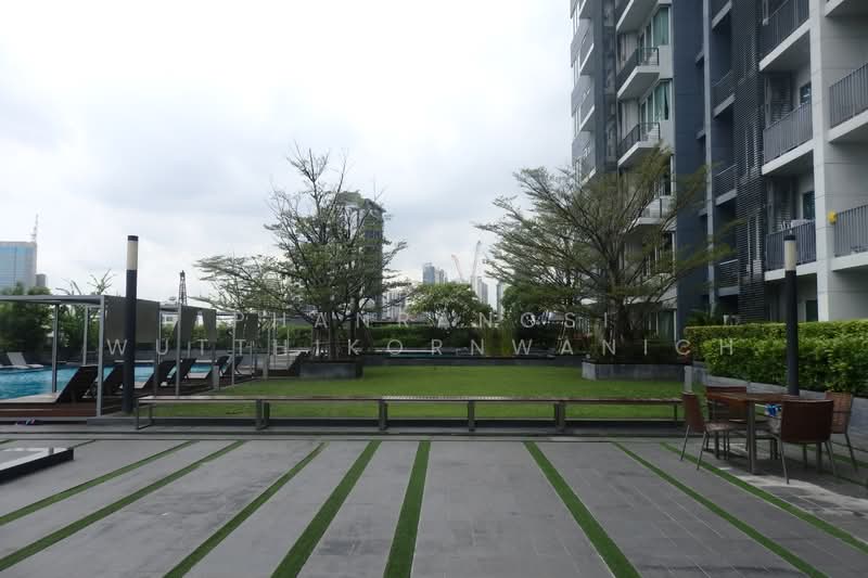 Siri At Sukhumvit, Bangkok, 902 Sukhumvit Road, Phra Kanong, Khlong Toei, Bangkok, 2 Bedrooms, 69 sqm, Condo For Rent, by Phanrangsi Wutthikornwanich, 500279331 - DDproperty.com