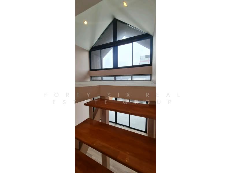 ทาวน์เฮ้าส์ (จรัญสนิทวงศ์25แยก8), Bangkok, Bang Khun Sri, Bangkok Noi, Bangkok, 5 Bedrooms, 360 sqm, Townhouse For Sale, by Forty-Six Real Estate Group, 500279363 - DDproperty.com