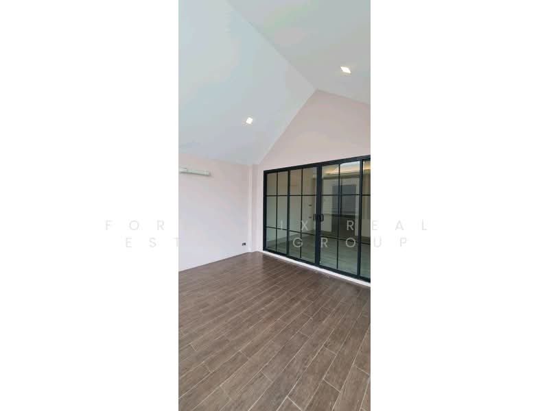 ทาวน์เฮ้าส์ (จรัญสนิทวงศ์25แยก8), Bangkok, Bang Khun Sri, Bangkok Noi, Bangkok, 5 Bedrooms, 360 sqm, Townhouse For Sale, by Forty-Six Real Estate Group, 500279363 - DDproperty.com