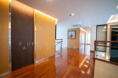 For Rent - Royal River Place, Bangkok