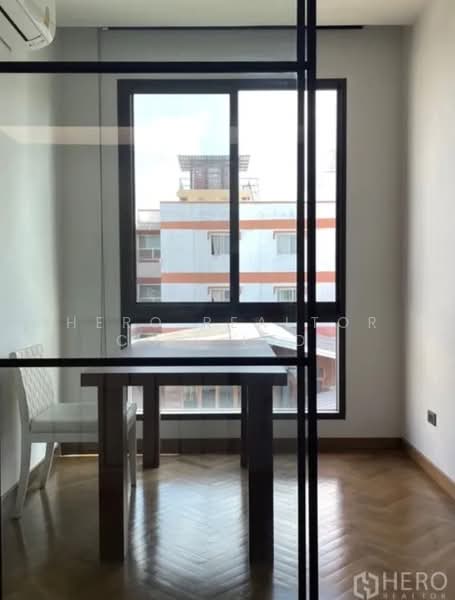 For Rent Detached House with Private Pool Sukhumvit 49 in Watthana Bangkok HRE00619, กรุงเทพ, สุขุมวิท, คลองตันเหนือ, วัฒนา, กรุงเทพ, 430 ตร.ม., บ้านเดี่ยว ให้เช่า, โดย Hero Realtor Co., Ltd., 500279375 - DDproperty.com