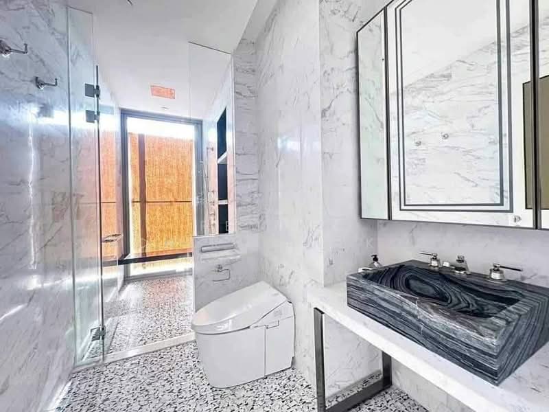 The Residences At Mandarin Oriental : เดอะ เรสซิเดนซ์ แอท แมนดาริน โอเรียนเต็ล, กรุงเทพ, 117 ถนนเจริญนคร, คลองต้นไทร, คลองสาน, กรุงเทพ, 223 ตร.ม., คอนโด ขาย, โดย Pemika Wachiratanakorn, 500279440 - DDproperty.com