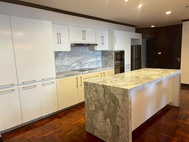 Kallista Mansion, Bangkok, 64 Soi Sukhumvit 11, Khlongtoei Nua, Watthana, Bangkok, 4 Bedrooms, 315 sqm, Condo For Rent, by Pemika Wachiratanakorn, 500279494 - DDproperty.com