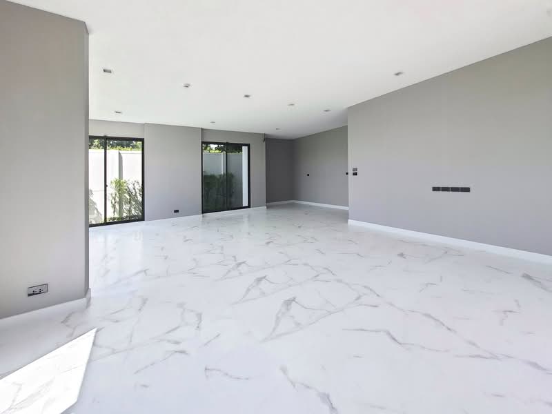 Bangkok Boulevard Signature Westgate, Nonthaburi, Kanchanaphisek Road, Bang Bua Thong, Bang Bua Thong, Nonthaburi, 4 Bedrooms, 439 sqm, Single Detached House For Sale, by ยลศิริ ศรีสกุล, 500279549 - บางกอกบูเลอวาร์ด ซิกเนเจอร์ เวสต์เกต - DDproperty.com