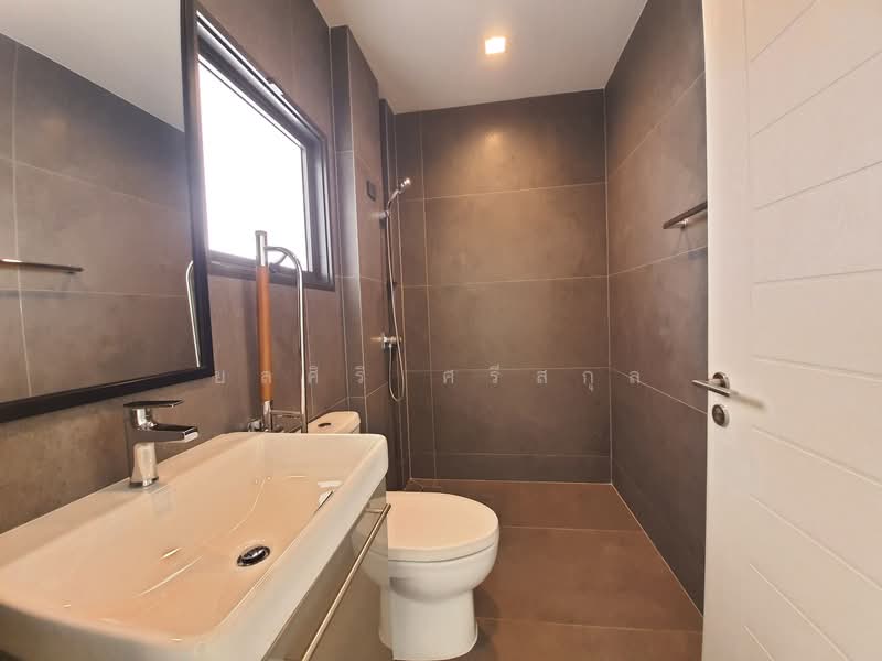 Bangkok Boulevard Signature Westgate : บางกอก บูเลอวาร์ด ซิกเนเจอร์ เวสต์เกต, นนทบุรี, ถ.กาญจนาภิเษก, บางบัวทอง, บางบัวทอง, นนทบุรี, 439 ตร.ม., บ้านเดี่ยว ขาย, โดย ยลศิริ ศรีสกุล, 500279549 - บางกอกบูเลอวาร์ด ซิกเนเจอร์ เวสต์เกต - DDproperty.com