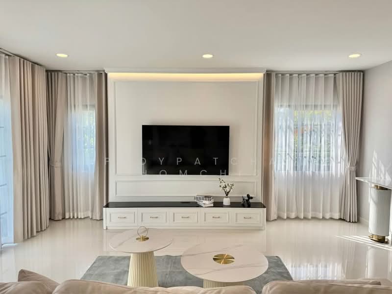 Centro Bangna, Samut Prakan, 111 Soi 3, Bang Kaeo, Bang Plee, Samut Prakan, 4 Bedrooms, 303 sqm, Single Detached House For Rent, by Ploypatcha Chomchid, 500279584 - DDproperty.com