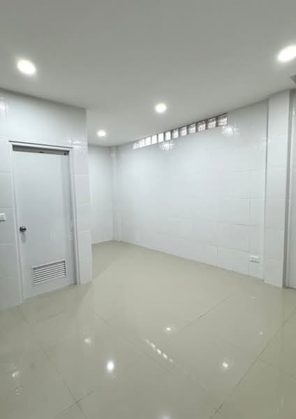 Townhouse Sukhumvit 81 near BTS Onnut, กรุงเทพ, บางจาก, พระโขนง, กรุงเทพ, 140 ตร.ม., ทาวน์เฮ้าส์ ให้เช่า, โดย Forty-Six Real Estate Group, 500279608 - DDproperty.com