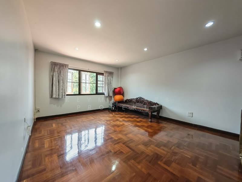 Three-story townhome in Soi Phetkasem 3, near MRT Tha Phra. Corner unit, newly renovated, offering p, Bangkok, Wat Tha Pra, Bangkok Yai, Bangkok, 4 Bedrooms, 340 sqm, Townhouse For Sale, by keymatters property, 500279625 - DDproperty.com