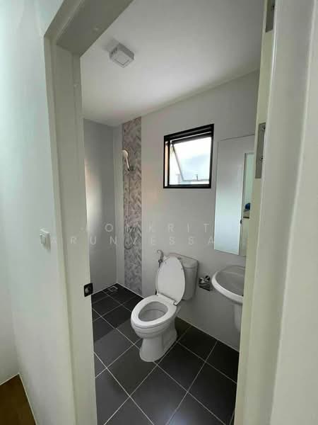 undefined, Bangkok, Bangpakok, Rat Burana, Bangkok, 2 Bedrooms, 105 sqm, Townhouse For Sale, by Komkrit  Arunvessased , 500279663 - DDproperty.com