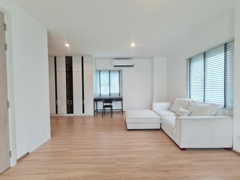 Nirvana Absolute Krungthep Kreetha, Bangkok, Soi Krungthep Kreetha B 5, Saphan Sung, Saphan Sung, Bangkok, 3 Bedrooms, 300 sqm, Single Detached House For Rent, by Wisdom Real Estate, 500279679 - DDproperty.com