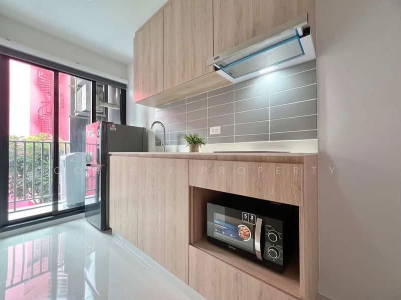 Chewathai Pinklao, Bangkok, Arun Amarin Road, Bang Yi Khan, Bang Phlat, Bangkok, 1 Bedroom, 30 sqm, Condo For Rent, by Correct Property, 500279684 - DDproperty.com