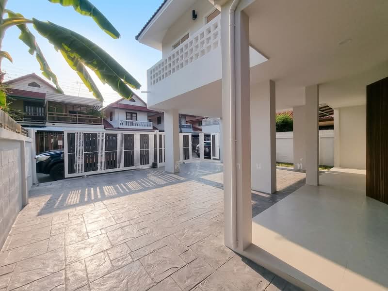 ดอนเมือง วิลล่า 2, Bangkok, Khlong Tanon, Sai Mai, Bangkok, 4 Bedrooms, 220 sqm, Single Detached House For Sale, by ณัฐยา ศิริฐานนท์, 500279695 - DDproperty.com