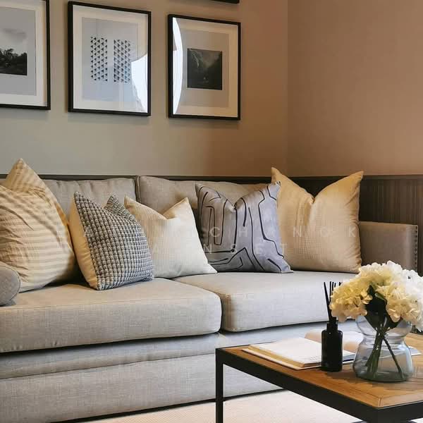 The Lofts Silom, Bangkok, Pramuan Road, Silom, Bang Rak, Bangkok, 1 Bedroom, 44 sqm, Condo For Rent, by Hathaichanok Saenset, 500279737 - DDproperty.com