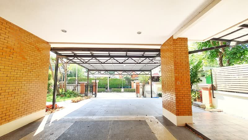 Q House Avenue Ratchaphruek-Rama 5 : คิวเฮ้าส์ อเวนิว ราชพฤกษ์-พระราม 5, นนทบุรี, ถนน นครอินทร์, บางคูเวียง, บางกรวย, นนทบุรี, 389 ตร.ม., บ้านเดี่ยว ขาย, โดย ยลศิริ ศรีสกุล, 500279764 - ที่จอดรถ Q House Avenue พระราม5  - DDproperty.com