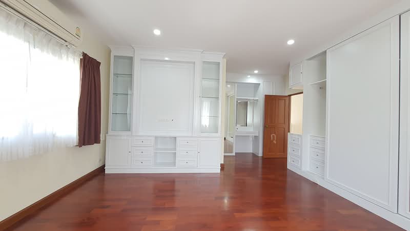 Q House Avenue Ratchaphruek-Rama 5, Nonthaburi, Nakhon In Road, Bang Khu Wiang, Bang Kruai, Nonthaburi, 3 Bedrooms, 389 sqm, Single Detached House For Sale, by ยลศิริ ศรีสกุล, 500279764 - ห้องนอนมาสเตอร์ Q House Avenue พระราม5  - DDproperty.com
