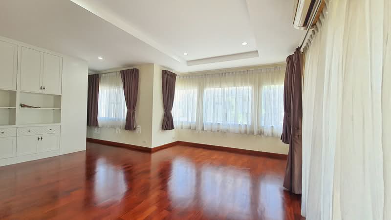 Q House Avenue Ratchaphruek-Rama 5, Nonthaburi, Nakhon In Road, Bang Khu Wiang, Bang Kruai, Nonthaburi, 3 Bedrooms, 389 sqm, Single Detached House For Sale, by ยลศิริ ศรีสกุล, 500279764 - ห้องนอนเล็ก1 Q House Avenue พระราม5  - DDproperty.com