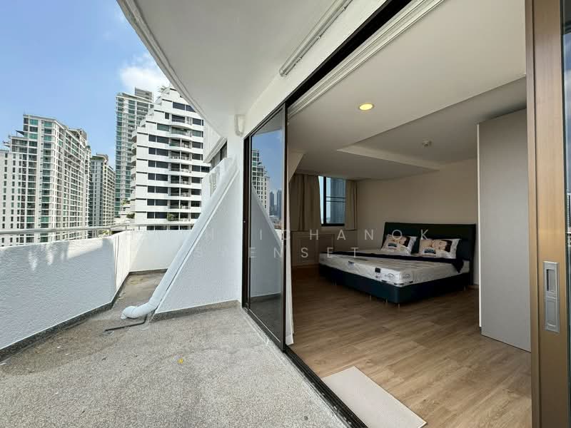Supalai Place Sukhumvit 39, Bangkok, 175-179 Soi Sukhumvit 39 Sukhumvit Road, Khlong Tan Nua, Watthana, Bangkok, 2 Bedrooms, 135 sqm, Condo For Rent, by Hathaichanok Saenset, 500279768 - DDproperty.com