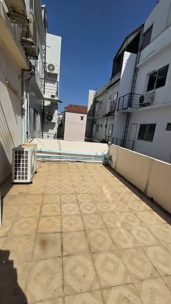 4-BR Townhouse, Bangkok, Nong Bon, Prawet, Bangkok, 4 Bedrooms, 325 sqm, Townhouse For Sale, by Komkrit  Arunvessased , 500279771 - DDproperty.com