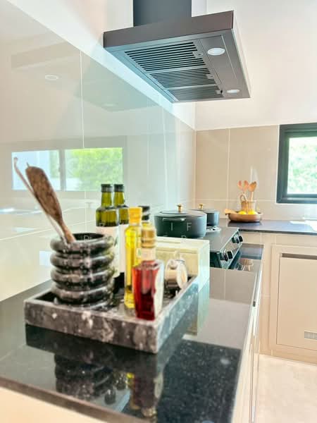 ให้เช่า - 11R0520 This house for rent 3 bedroom 5 bathroom 150,000/month at kohkaew have fully furnished, ภูเก็ต