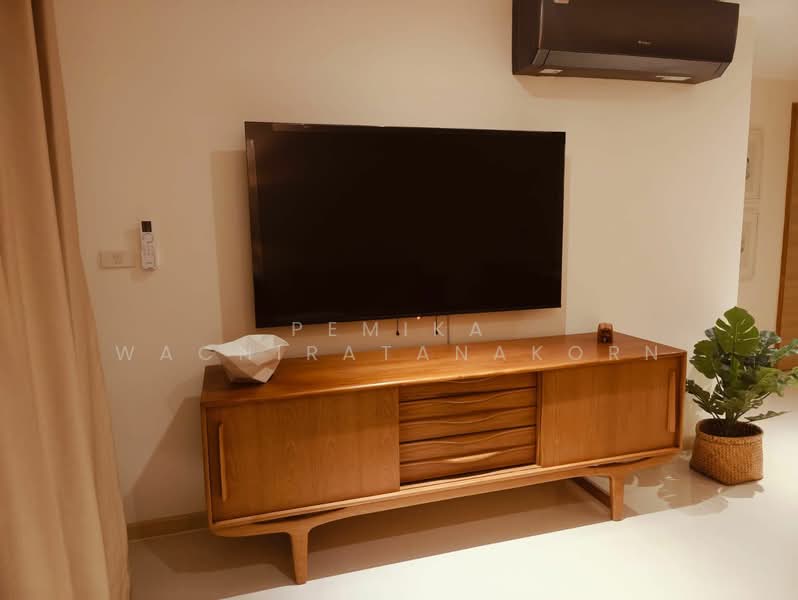 Socio Reference 61, Bangkok, Sukhumvit 61, Khlongtoei Nua, Watthana, Bangkok, 2 Bedrooms, 64 sqm, Condo For Sale, by Pemika Wachiratanakorn, 500279785 - DDproperty.com