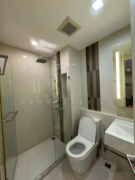 Q House Sukhumvit 79, Bangkok, 2059 Sukhumvit Road, Phra Kanong Nua, Watthana, Bangkok, 2 Bedrooms, 45 sqm, Condo For Rent, by Komkrit  Arunvessased , 500279790 - DDproperty.com