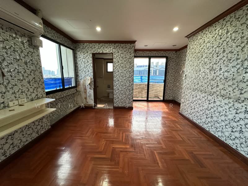 Siphaya River View Condominium, Bangkok, 108 Yotha Road, Talat Noi, Samphanthawong, Bangkok, 3 Bedrooms, 124 sqm, Condo For Sale, by Withada Jaiarree, 500279804 - DDproperty.com