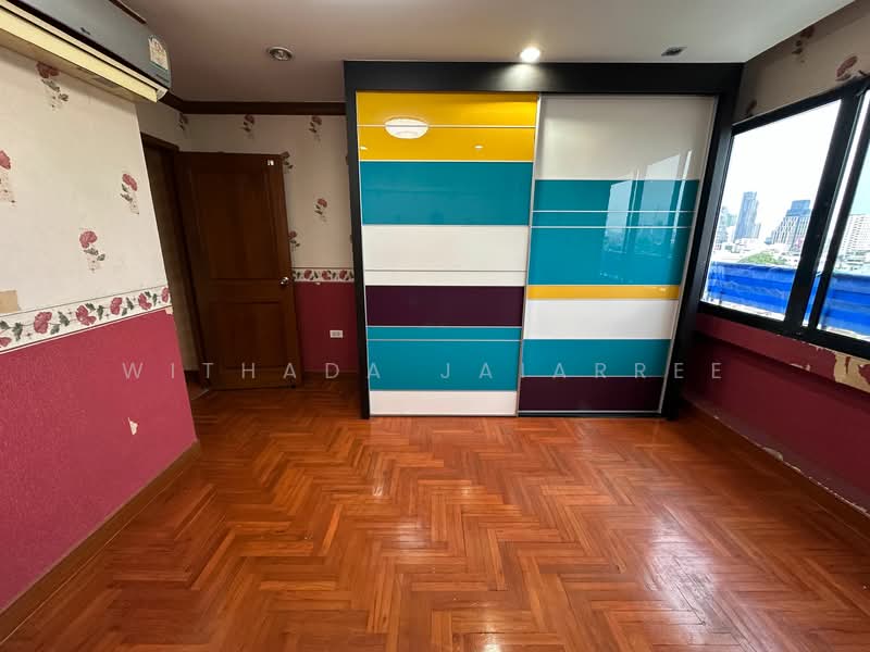 Siphaya River View Condominium : สี่พระยา ริเวอร์วิว คอนโดมิเนียม, กรุงเทพ, 108 ถนน โยธา, ตลาดน้อย, สัมพันธวงศ์, กรุงเทพ, 124 ตร.ม., คอนโด ขาย, โดย Withada Jaiarree, 500279804 - DDproperty.com