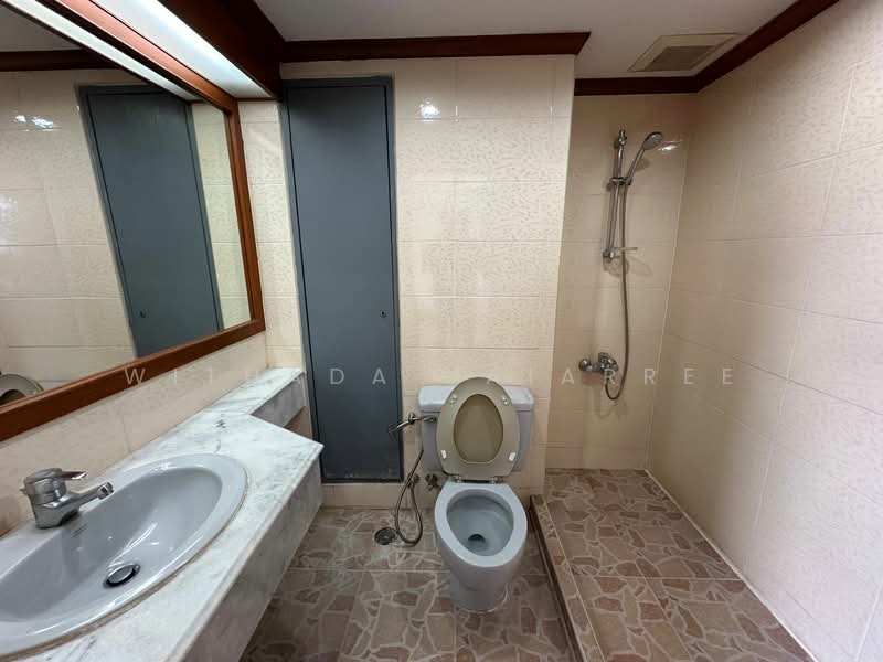 Siphaya River View Condominium, Bangkok, 108 Yotha Road, Talat Noi, Samphanthawong, Bangkok, 3 Bedrooms, 124 sqm, Condo For Sale, by Withada Jaiarree, 500279804 - DDproperty.com